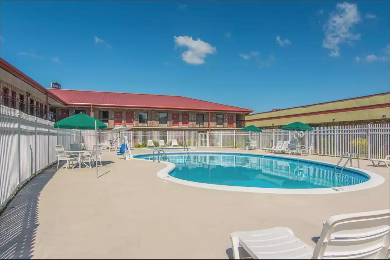 Econo Lodge Fort Payne Eksteriør billede