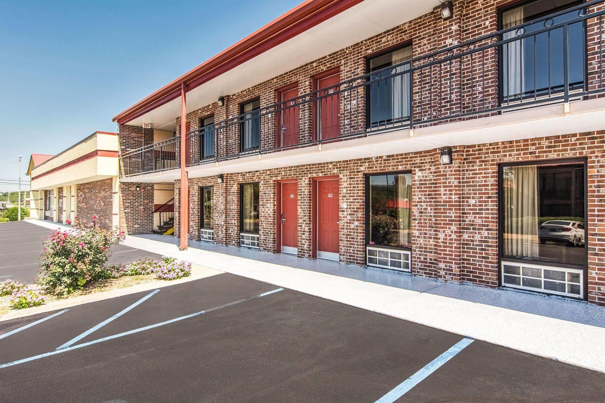 Econo Lodge Fort Payne Eksteriør billede